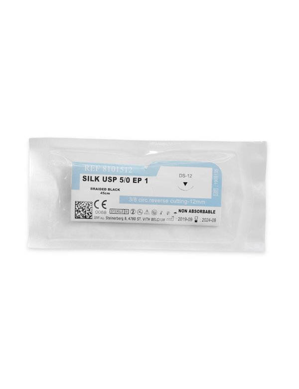 Konac silk black 4,5 cm 5/0, igla 3/8, 12 mm
